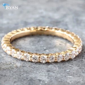 0.90ctw Round Shared Prong Eternity Band 14K Yellow Gold