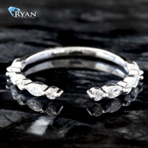 0.33ctw Alternating Round and Marquise Cut Diamond Band with Open Forefront 10K White Gold