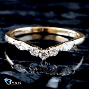 0.25ctw Two Marquise Cut Three Round Cut Chevron Diamond Band 10K Yellow Gold
