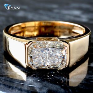 3.01ctw East-West Half Bezel Radiant Tapered High Polished Shoulders Ring 10K Yellow Gold