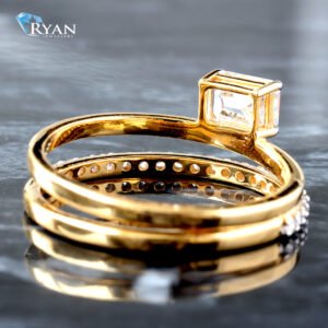 LAB RING GY 14K 0.74CTW EMERALD CUT CENTER WITH OFF SET HP & DIAMOND BANDS